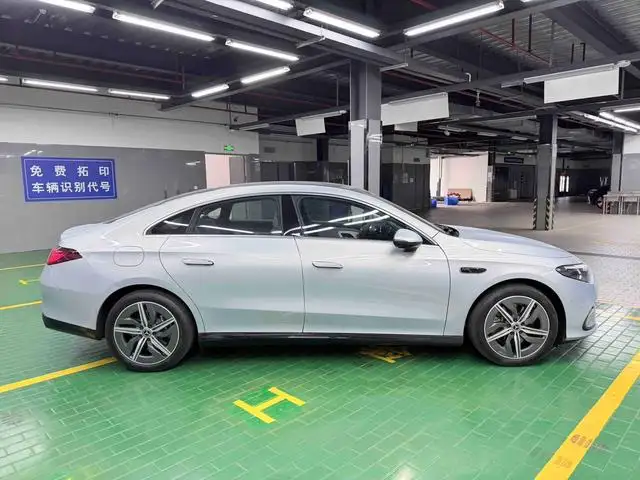 2025 Mercedes-Benz CLA PHEV 300L Extended Range Version 3