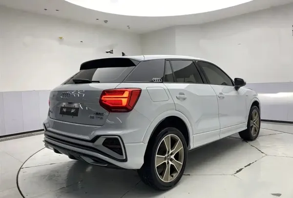 2022 Audi Q2L 35 TFSI Fashion Dynamic China VI