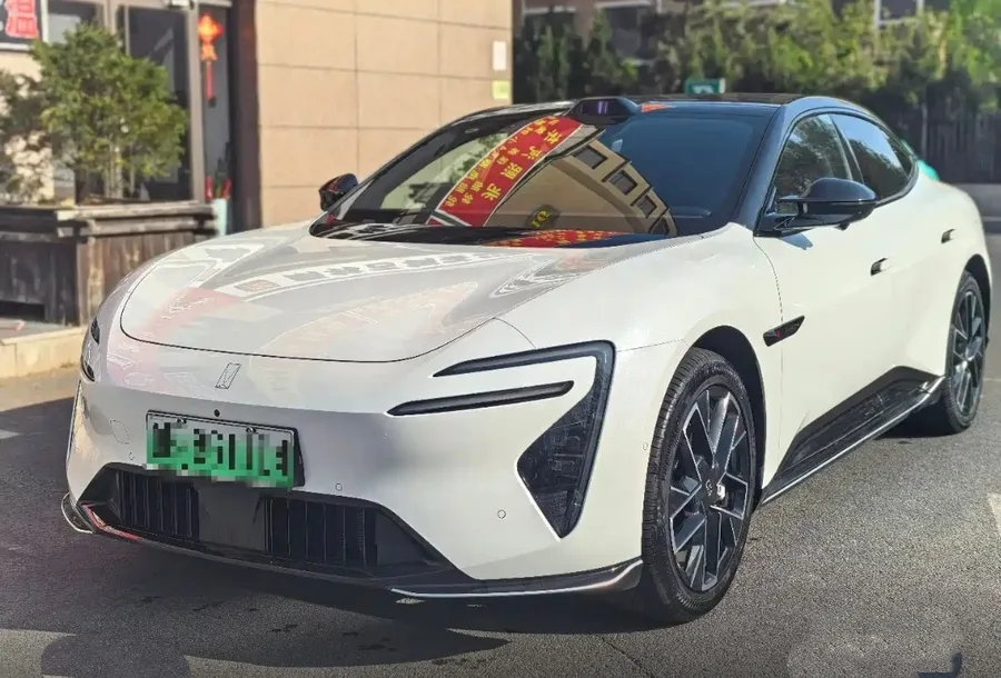 2025 AVATR 06 Ultra Pure Electric Version