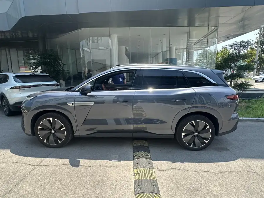 2025 Tang L EV 600KM 4WD LiDAR Flagship Version 2
