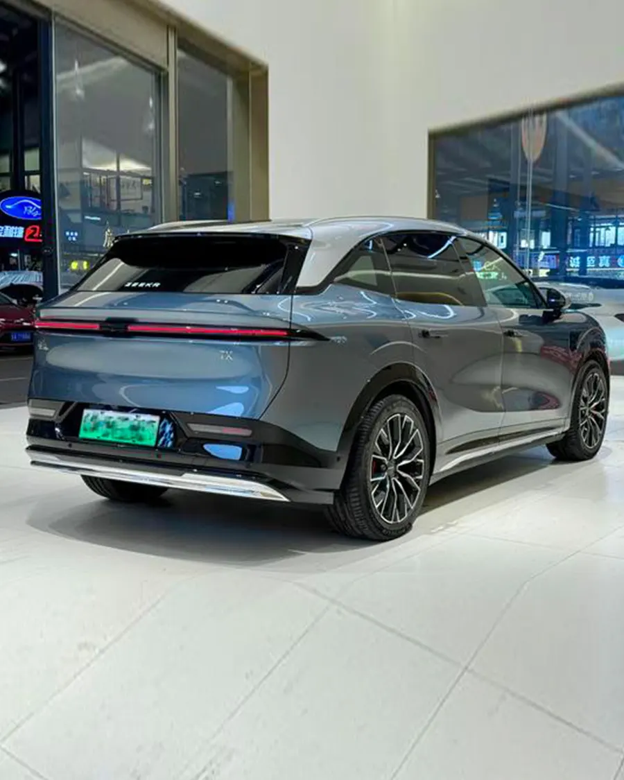 2025 ZEEKR 7X 100kWh Long Range 4WD ADAS Edition 3
