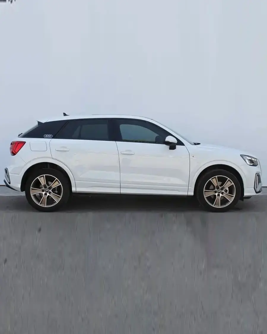 2024 Audi Q2L 35TFSI Progressive Dynamic Edition 2