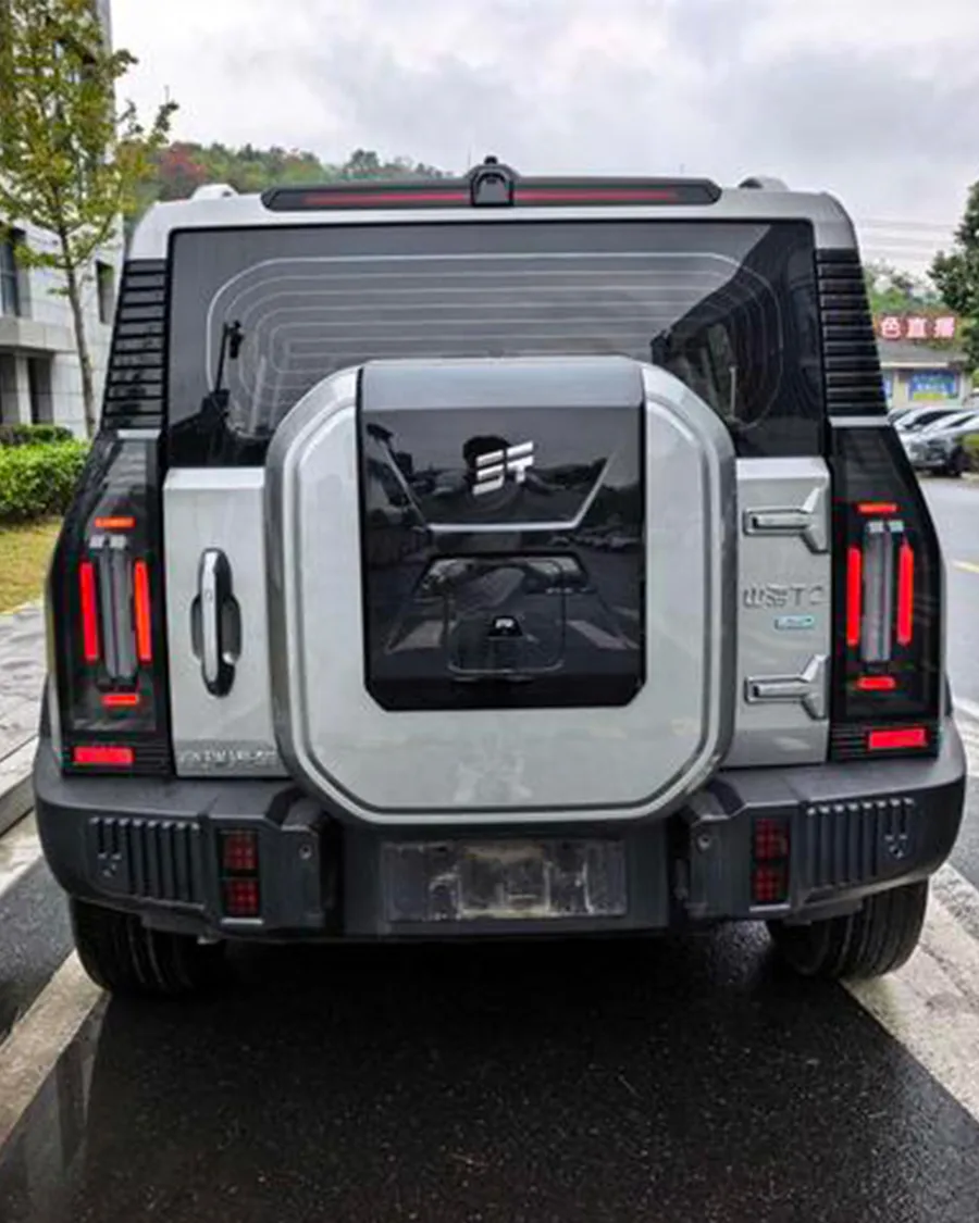 2024 JETOUR Traveler C-DM 208KM Wilderness Edition 2