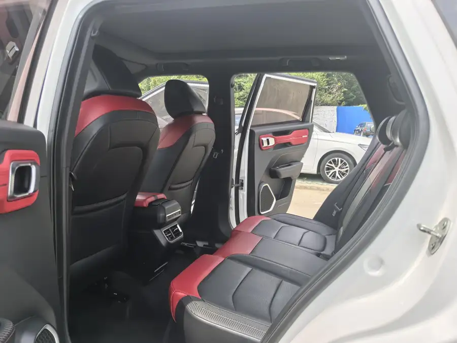 2020 Geely Icon 1.5TD i9 BSG 4