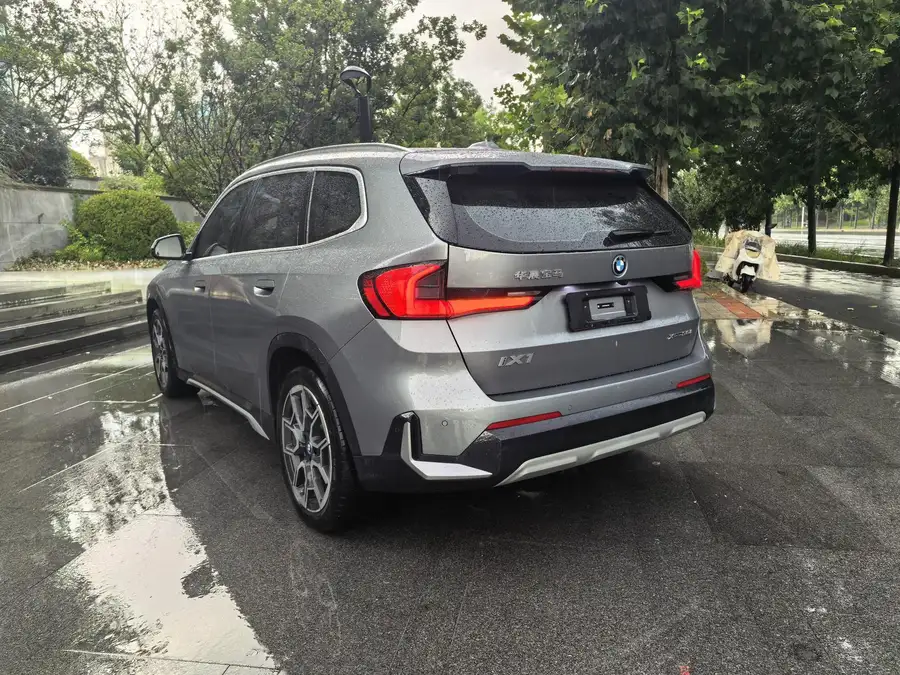 2023 BMW iX1 xDrive30L X Design Package 3