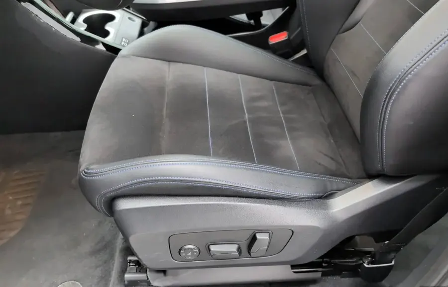 2023 BMW iX1 xDrive30L M Sport Package 3