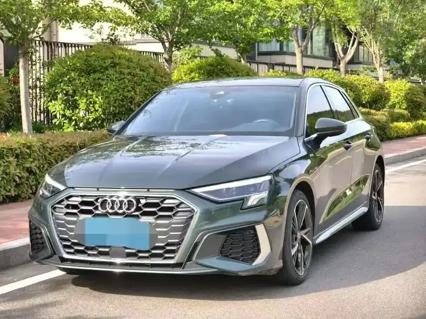2023 Audi A3 Sportback 35 TFSI Fashion Sport Version 2