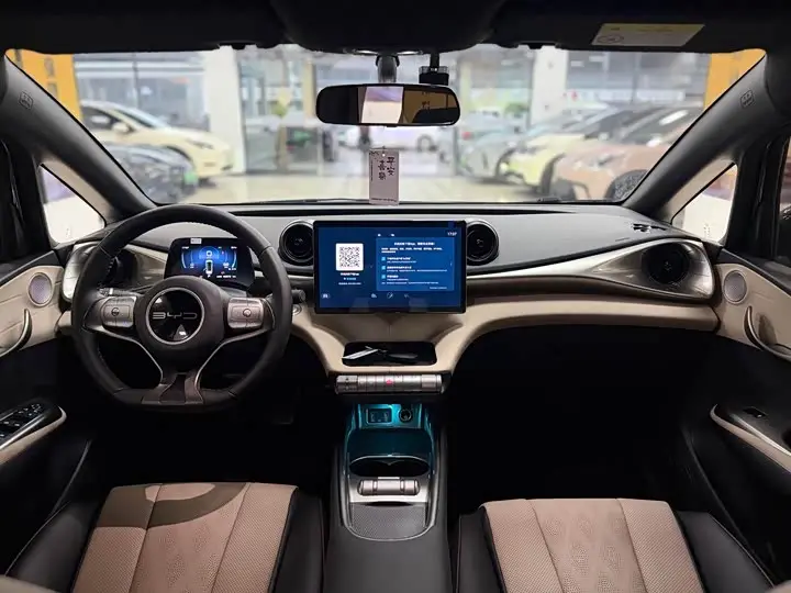 2023 BYD Dolphin 420km Freedom Edition 3