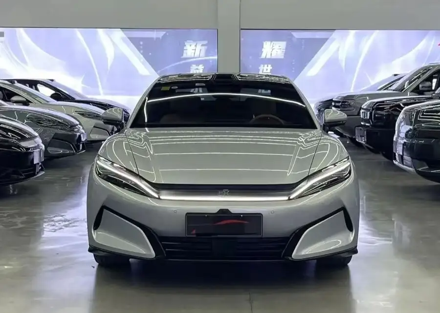 2025 BYD Han L EV 4WD LiDAR Flagship Edition 2