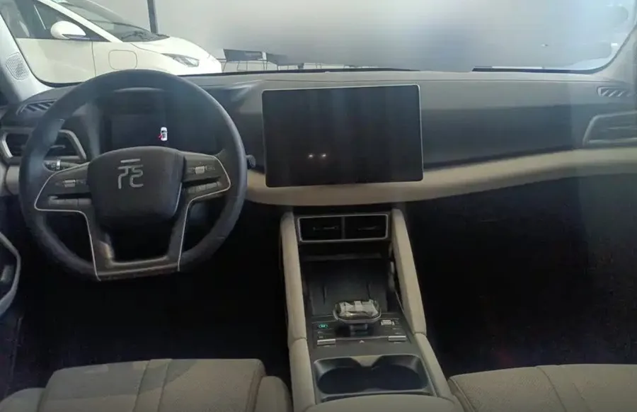 2024 BYD Yuan UP 401KM Leading Version 3
