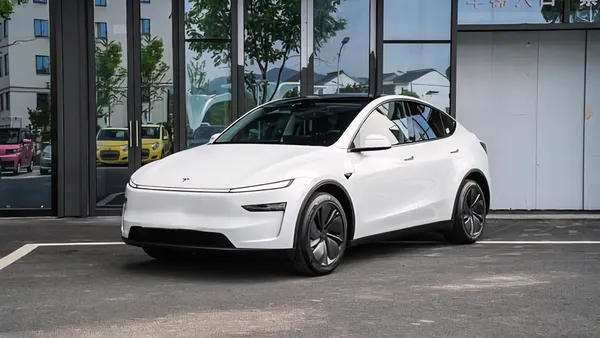 2026 Tesla Model Y Long Range All-Wheel Drive