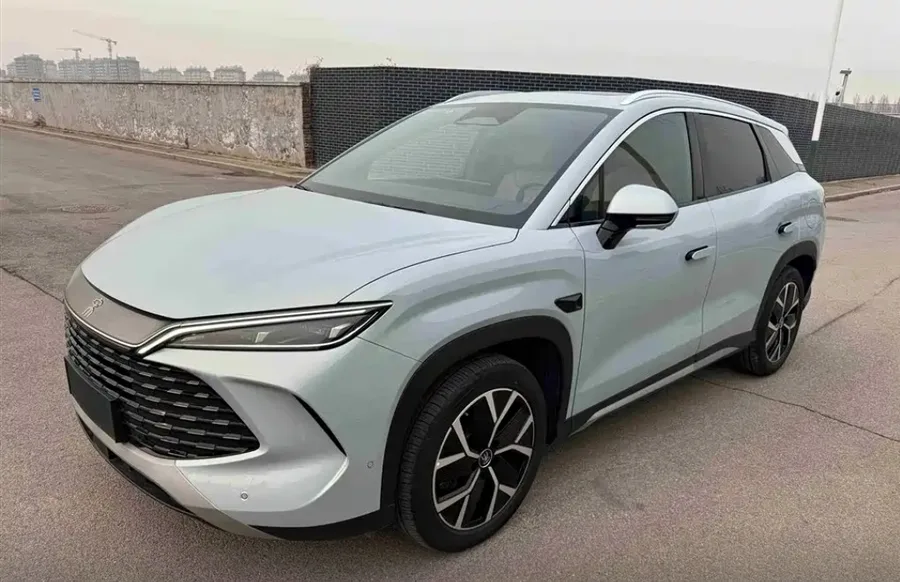 2025 BYD Song L DM-i Smart Driving 160km Ultimate Version