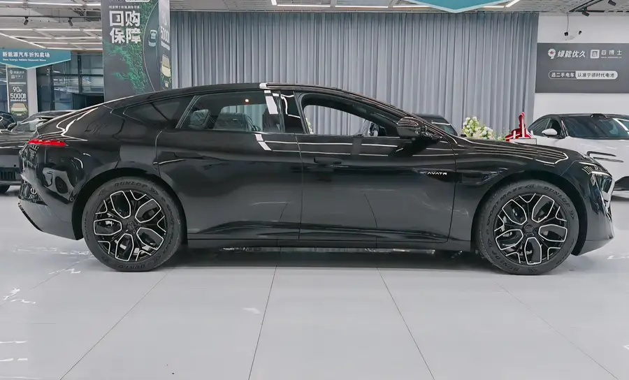 2026 Avatr 12 Max Pure EV 2