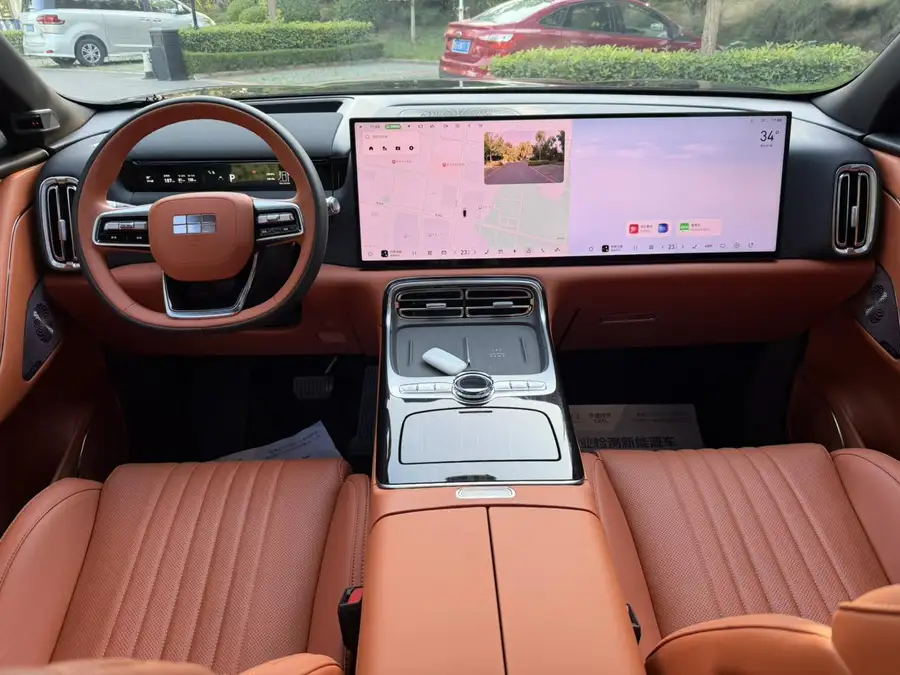 2025 Geely Galaxy M9 210km 4WD Pilot Edition 3