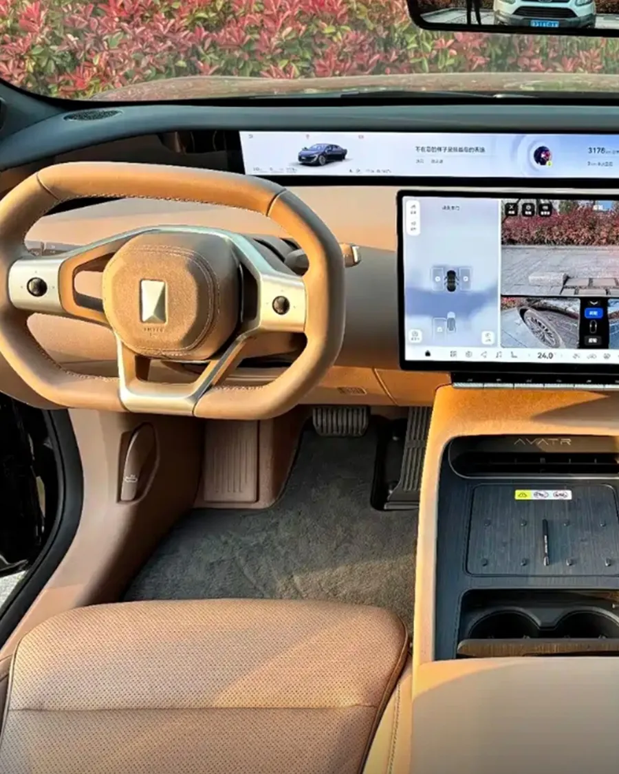 2026 AVATR 12 Ultra EV 4WD 3
