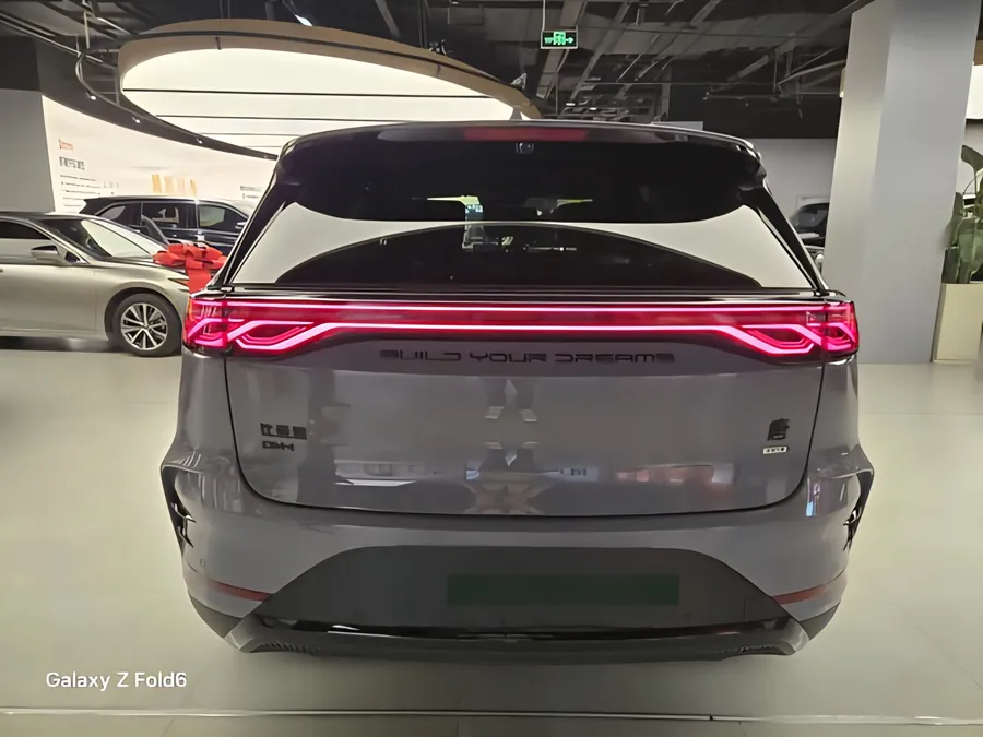 2025 BYD Tang New Energy DM-i 115KM Smart Drive Flagship Edition 3
