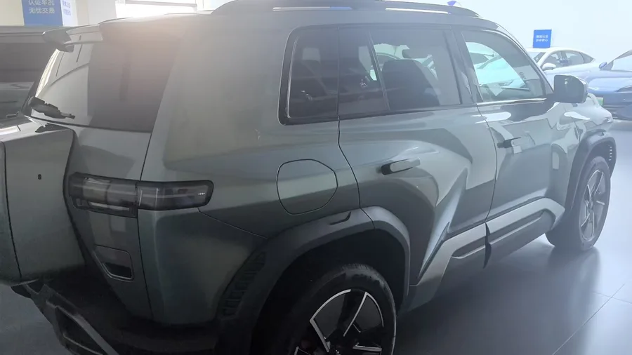 2025 Fangchengbao Tai 3 501KM 4WD Ultra Edition 2
