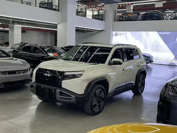 2025 BYD Titanium 3 501KM 4WD Ultra Edition