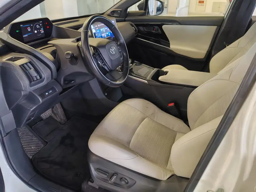 2022 GAC Toyota bZ4X X-MODE AWD Ultra 4