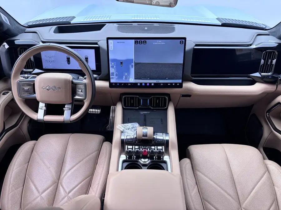 2025 Fang Cheng Bao Bao 8 Intelligent Flagship 7-Seater 4